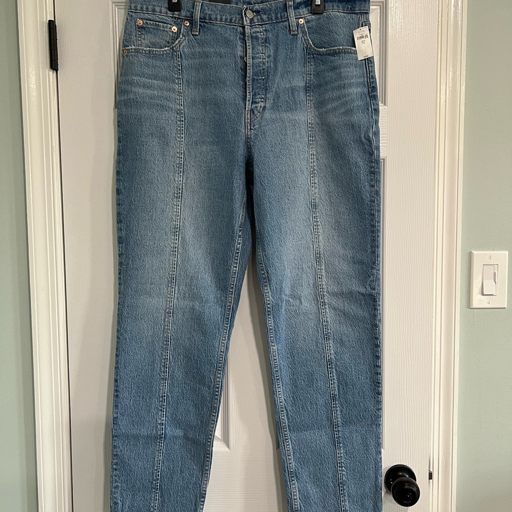 GAP High Rise Cheeky Jean - Picture 1 of 3